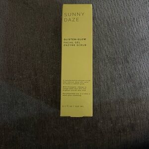 Sunny Daze Glisten-Glow Facial Gel Enzyme Scrub 5.1 ounces